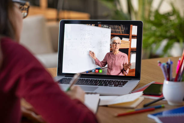 Find professionally produced  and academically accredited online courses 